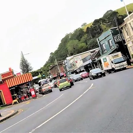 Rockfield Mt Eden Hotel